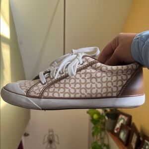 Coach Vintage Women's Brown and White Sneakers